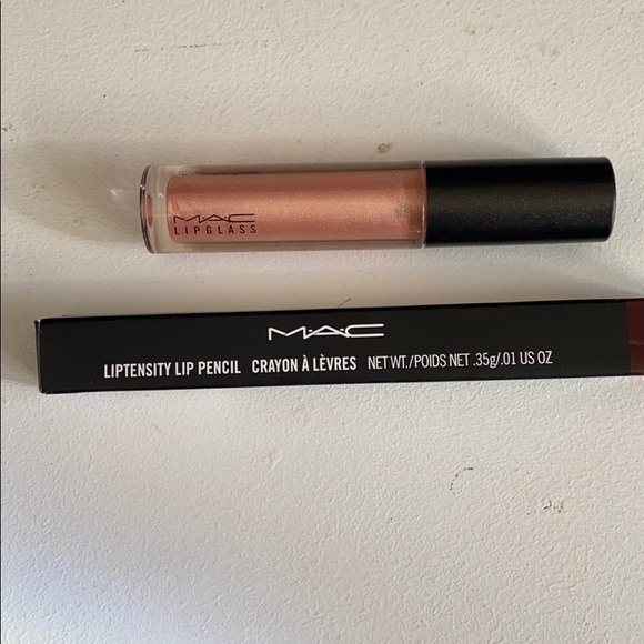 ⭐️Last Chance Sale⭐️ New Mac Cosmetics lip lot - Picture 4 of 7